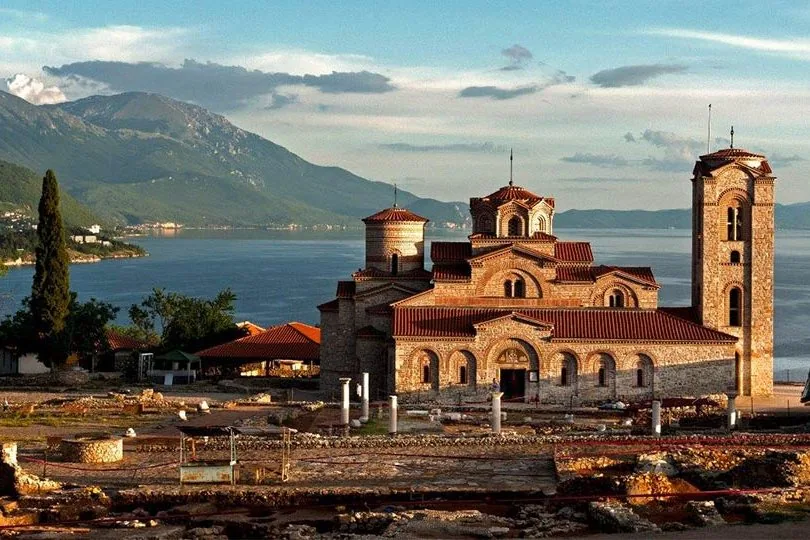 Archaeological remains and the Church of Saint Clement at Plaošnik